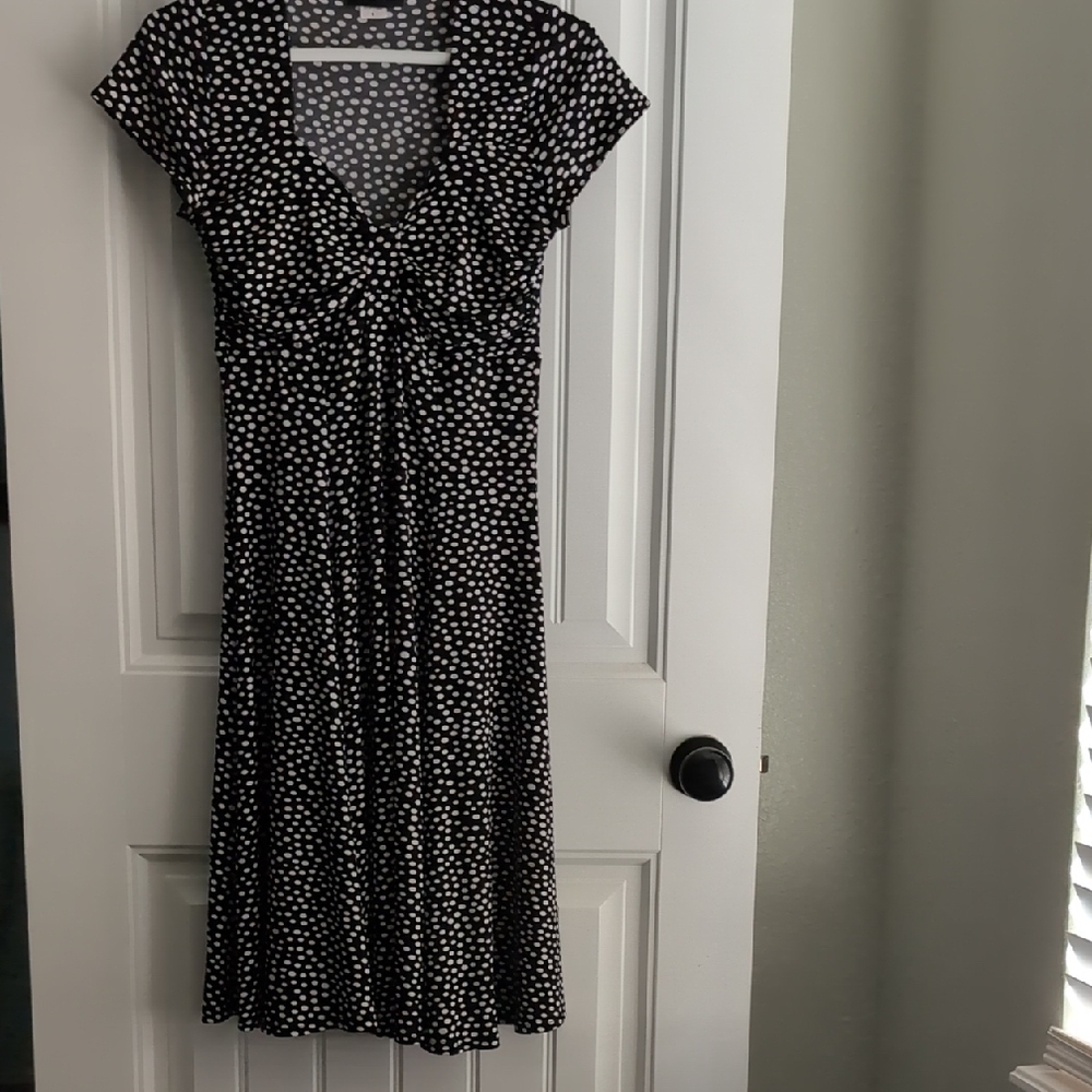 Chic Black and White Polka Dot Midi Dress